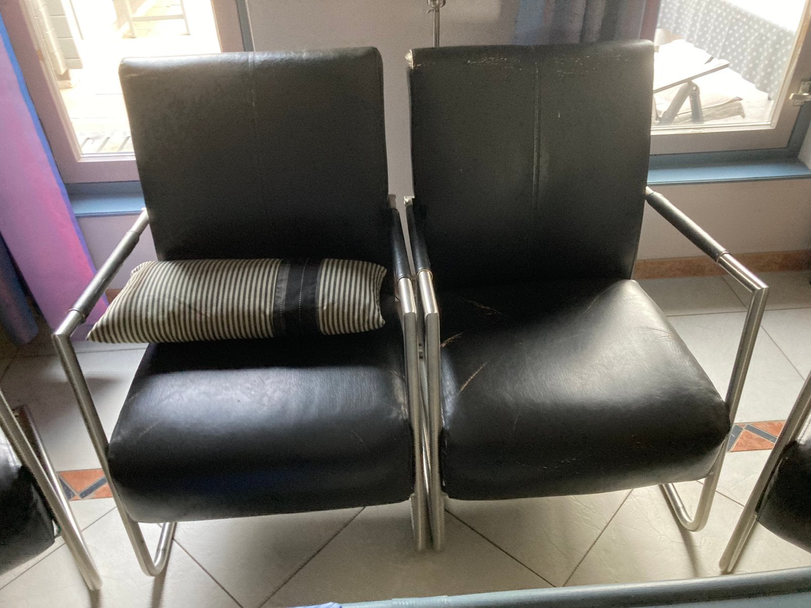 Vier zwarte fauteuils, Huis en Inrichting, Ophalen, Kunststof, Gebruikt, Zwart