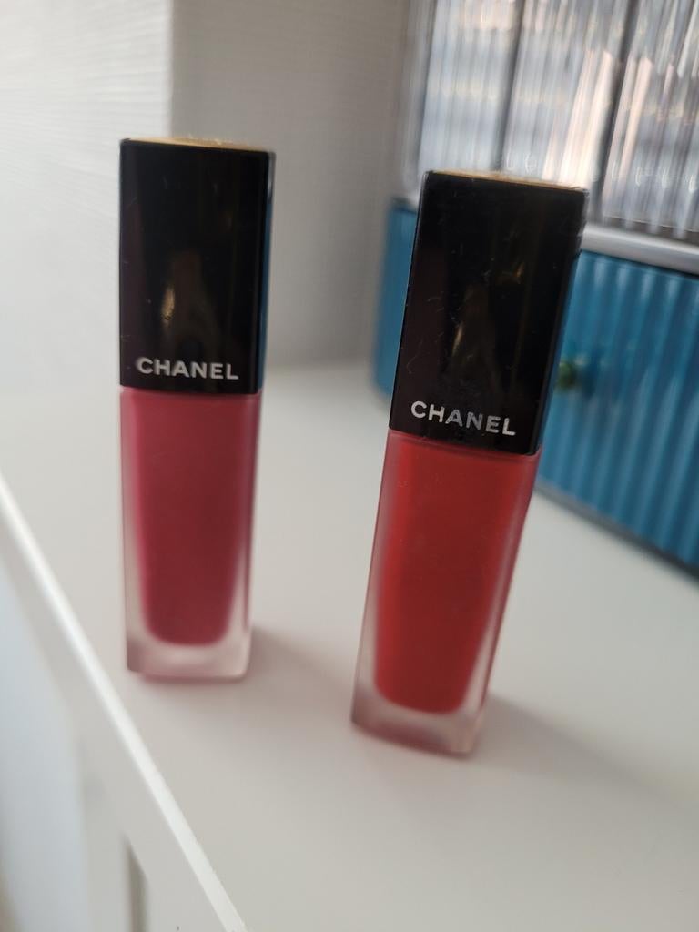 Lippensift, Ophalen, Zo goed als nieuw, Zwart, Ogen