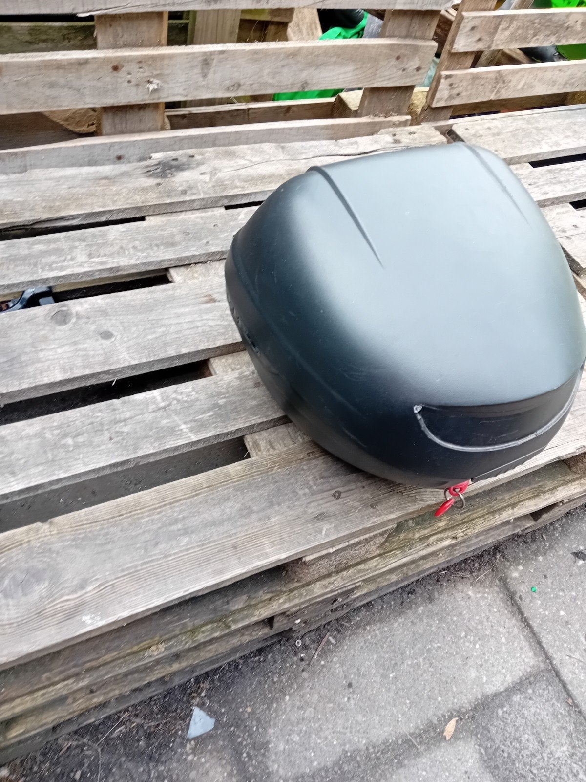 Zwarte Scooter Topkoffer met Sleutels, Motoren, Accessoires | Koffers en Tassen, Ophalen of Verzenden, Zo goed als nieuw