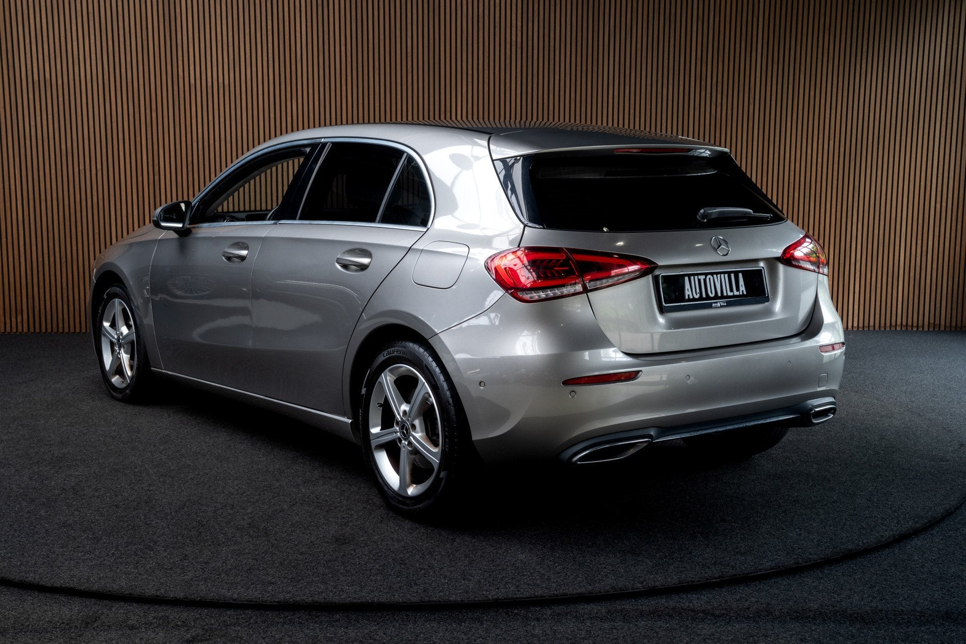 Mercedes-Benz A-Klasse 220 Leder Navi Climate Cruise C. PTS, Auto's, Gebruikt, Origineel Nederlands, Bedrijf, 1600 kg