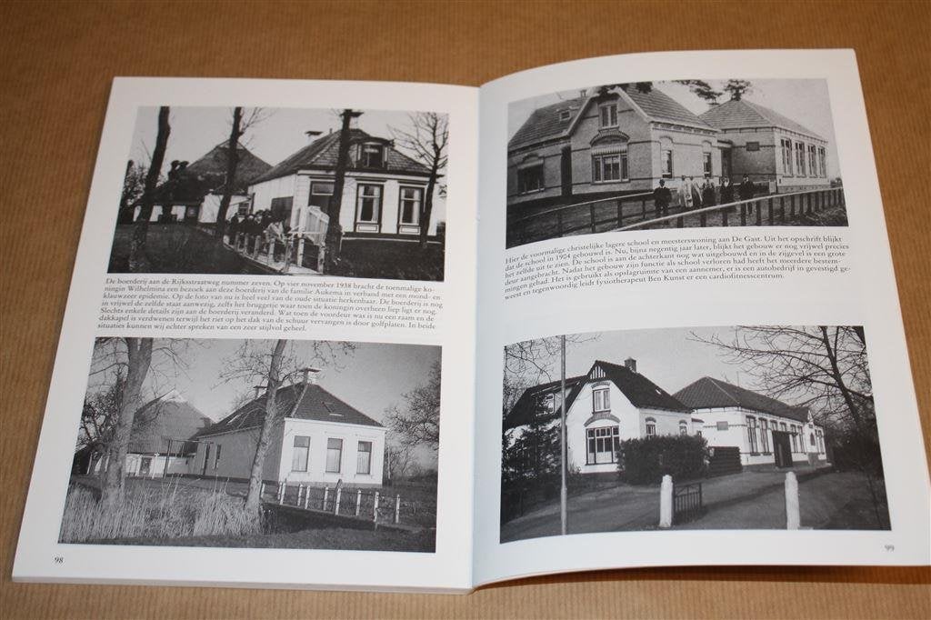 Zuidhorn vroeger en nu., Boeken, Ophalen of Verzenden, Gelezen
