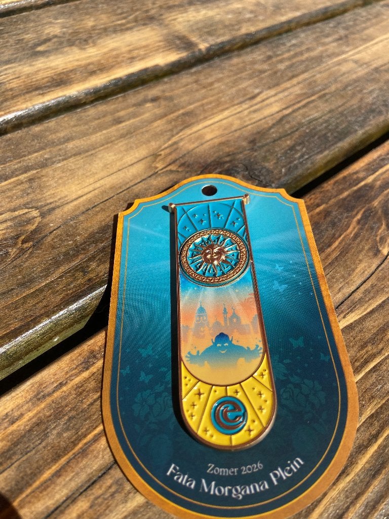 Efteling pin zomer pin 2026, Ophalen of Verzenden, Nieuw, Button of Speldje
