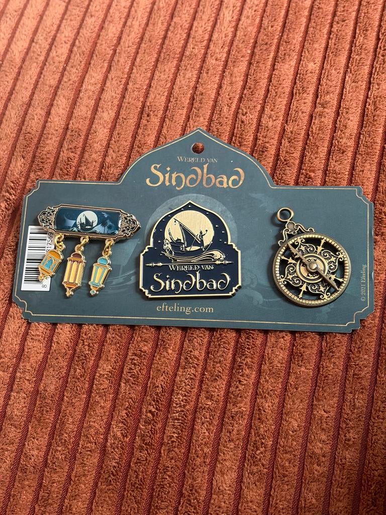Efteling Wereld van Sindbad pins set - 3 stuks, Ophalen of Verzenden, Gebruikt, Button of Speldje