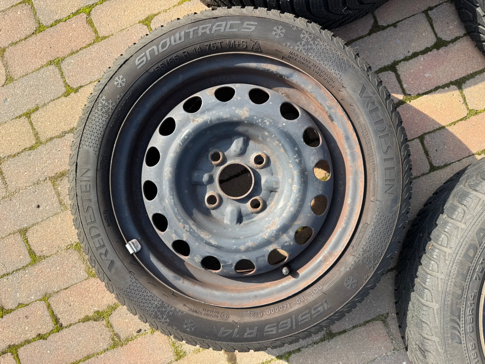 Foto 6 van Winterbanden 155/65 r14 6,5mm Kia Picanto & Citroën C1
