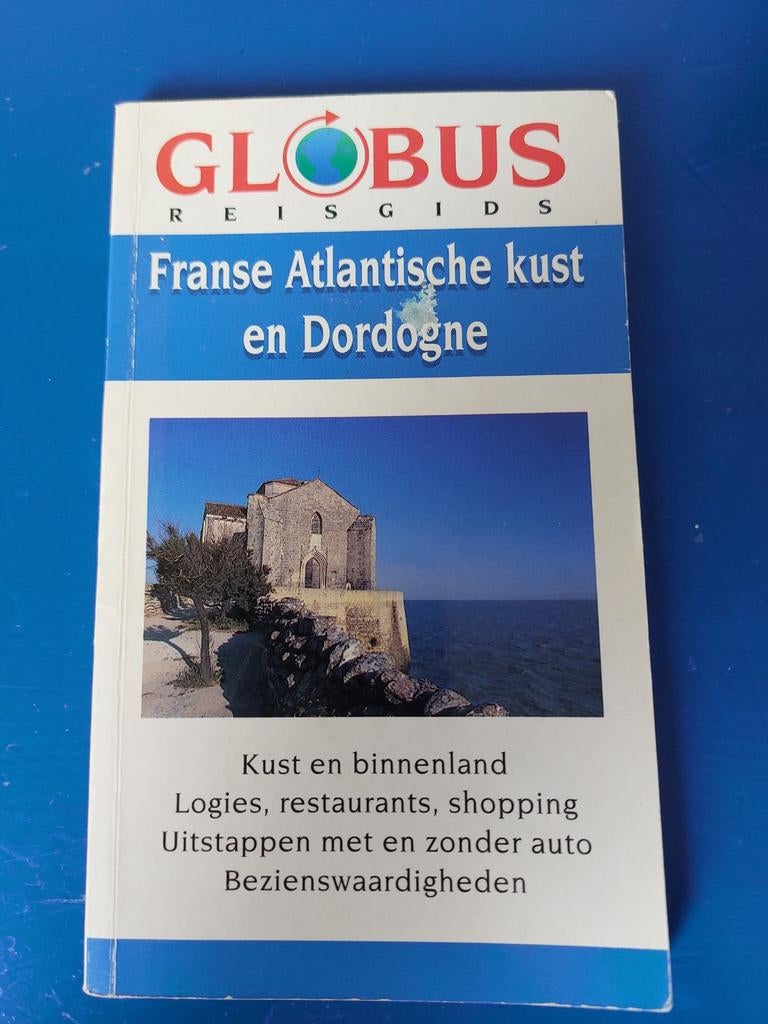 Globus Reisgids: Franse Atlantische kust en Dordogne, Boeken, Reisgidsen, Europa, Ophalen of Verzenden, Reisgids of -boek, Gelezen