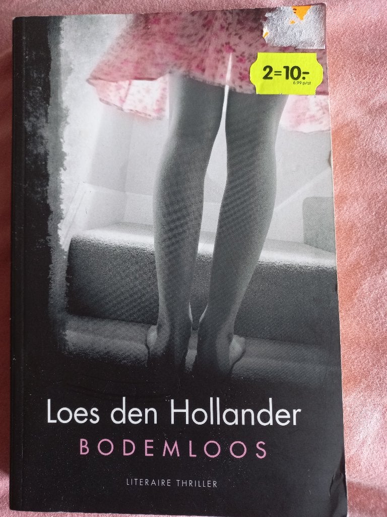 6 titels van Loes den Hollander., Boeken, Thrillers, Gelezen, Ophalen of Verzenden
