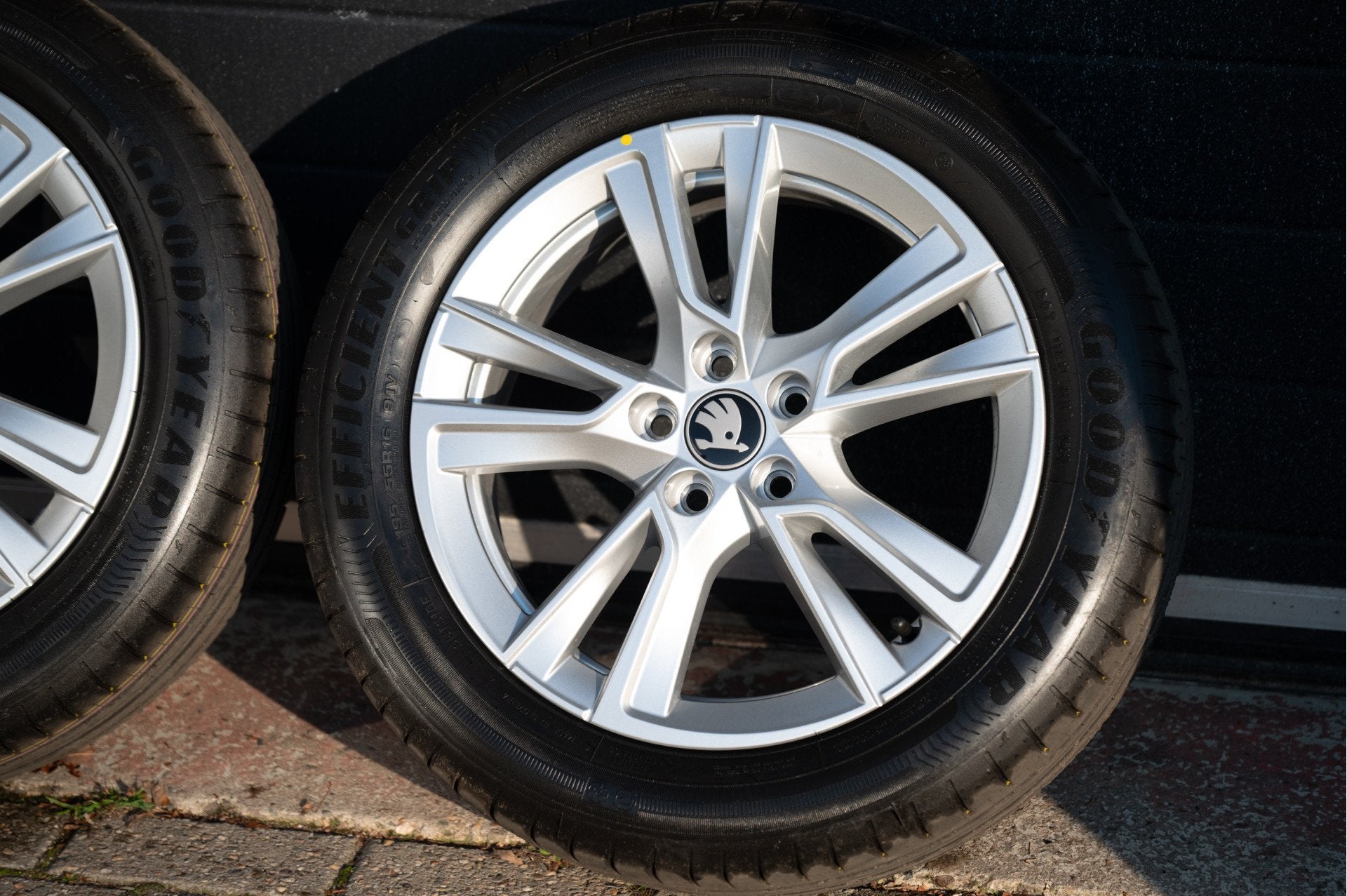 Skoda | 16 inch lichtmetalen velgen Proxima | 195/55 R16 91V, Gebruikt, Info@goritzlehner.nl, Diamantstraat 29-30
7554TA  HENGELO OV, NL