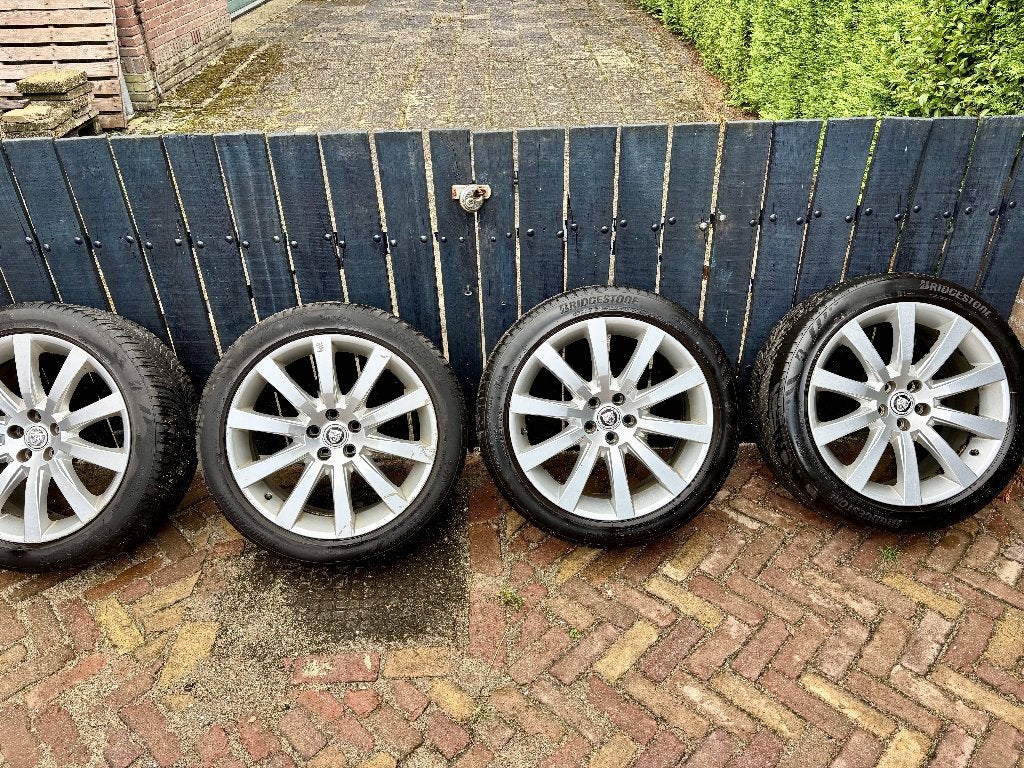 Jaguar XF 19 Inch velgen + banden, Ophalen, 18 inch, Gebruikt, 255 mm