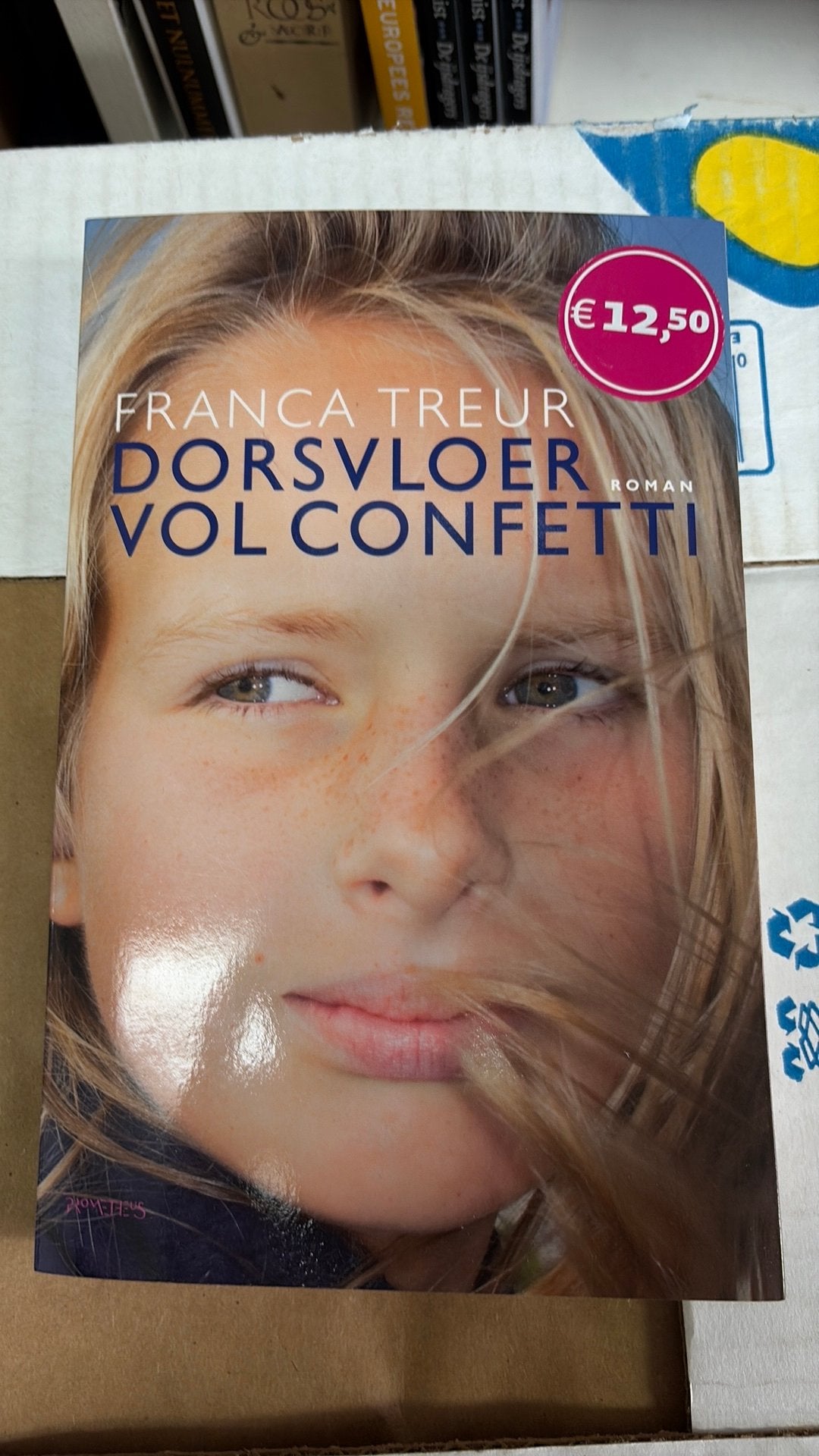 Franca Treur - Dorsvloer vol confetti, Ophalen of Verzenden, Zo goed als nieuw, Franca Treur