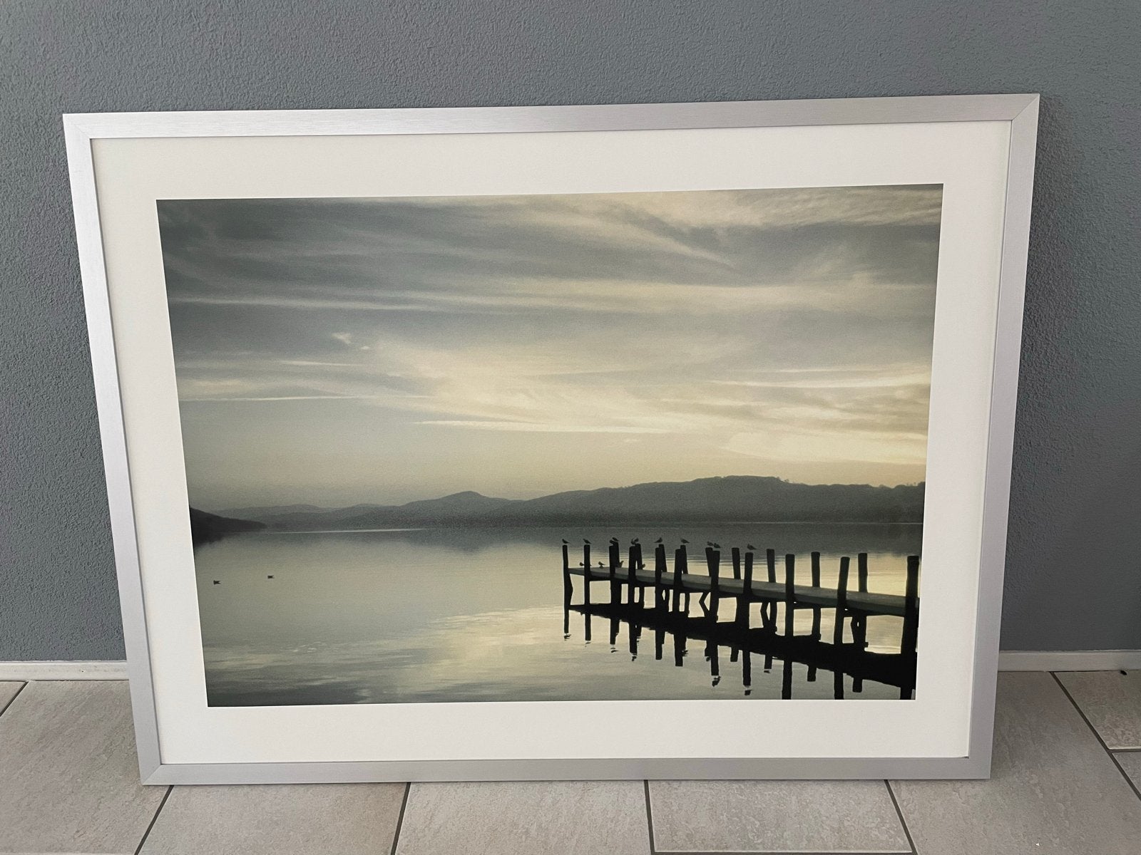 Mooi IKEA schilderij NORRSUND 90 x 118 cm, Huis en Inrichting, Woonaccessoires | Schilderijen, Tekeningen en Foto's, Ophalen, Zo goed als nieuw