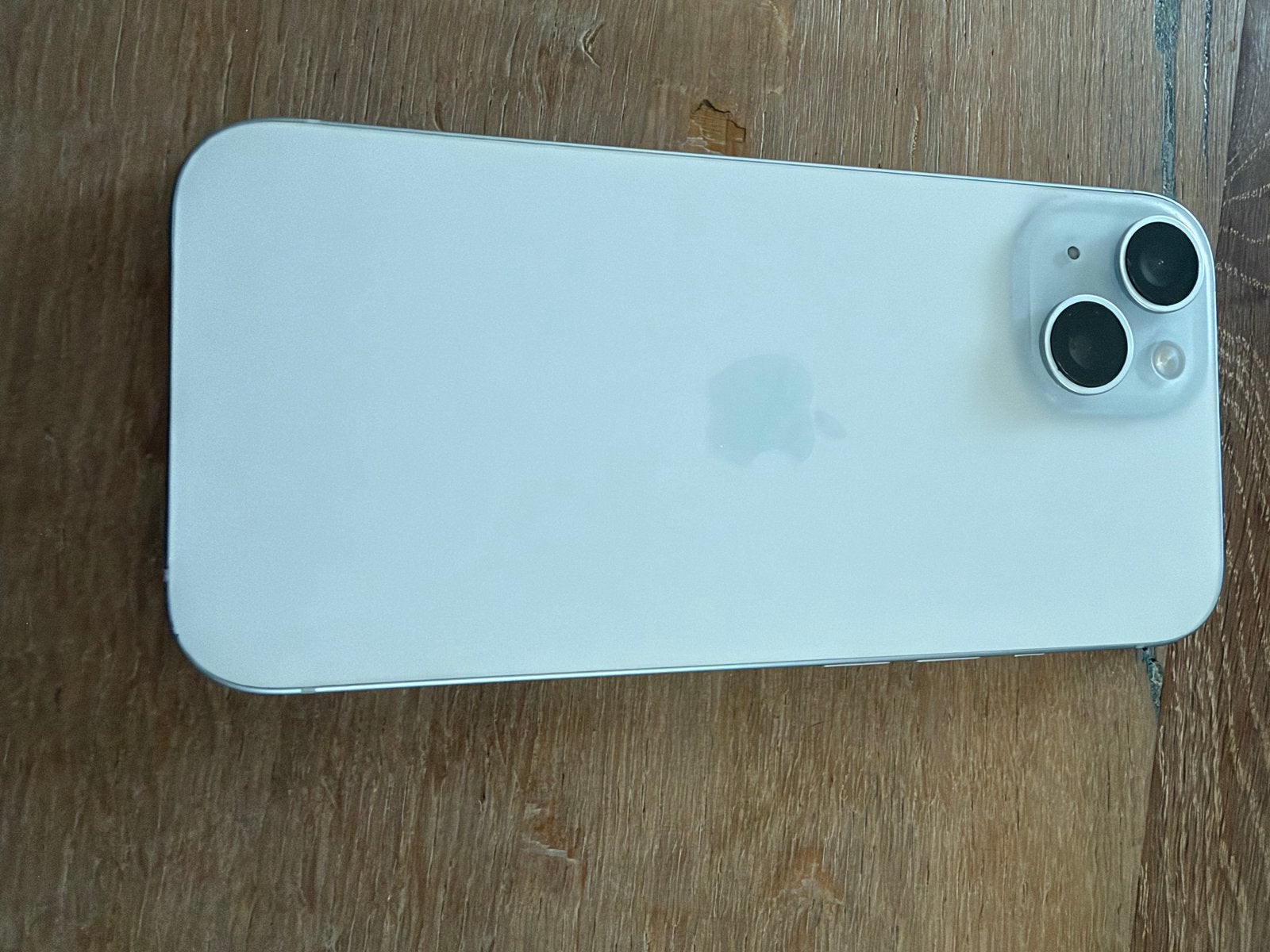 Foto 3 van iPhone 15 256 GB Zilver - Zo goed als nieuw