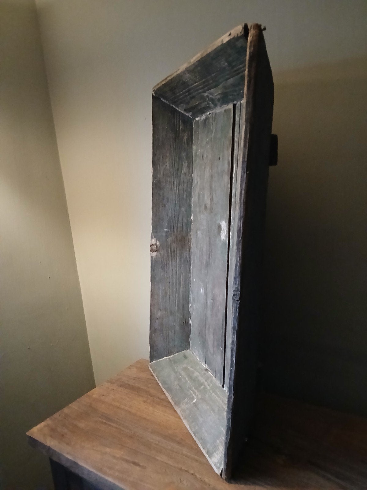 Houten bak, dienblad Hofzz stijl, Huis en Inrichting, Kasten | Vitrinekasten, Ophalen, 25 tot 50 cm, 50 tot 100 cm