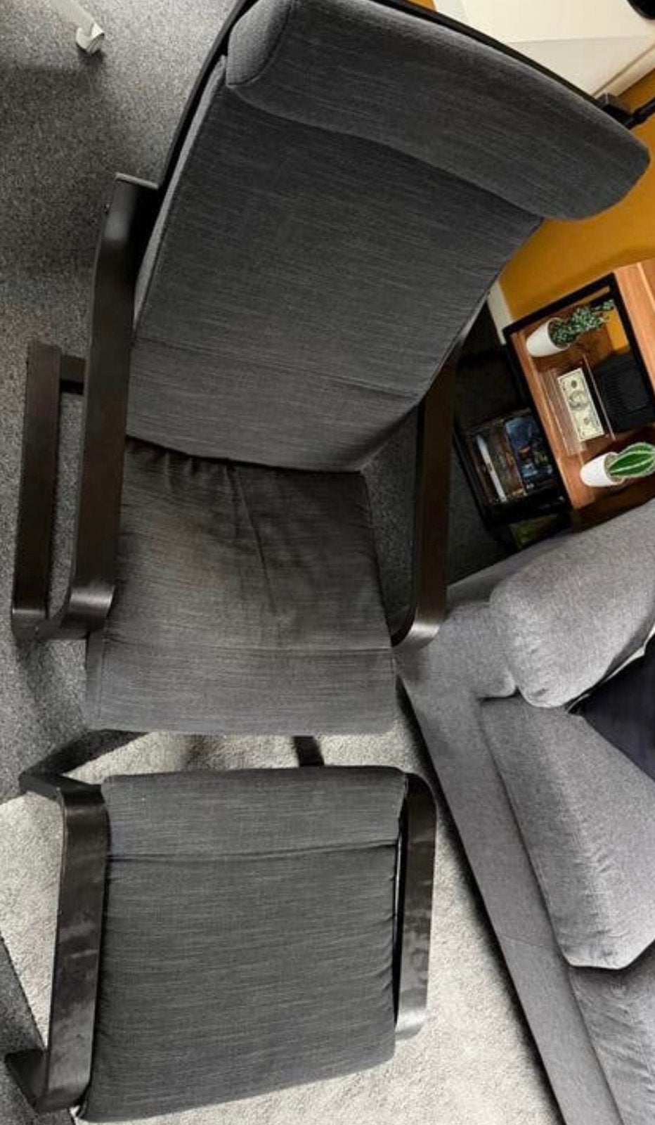 Ikea POÄNG fauteuil + voetenbank zwartbruin/antraciet, Huis en Inrichting, Ophalen
