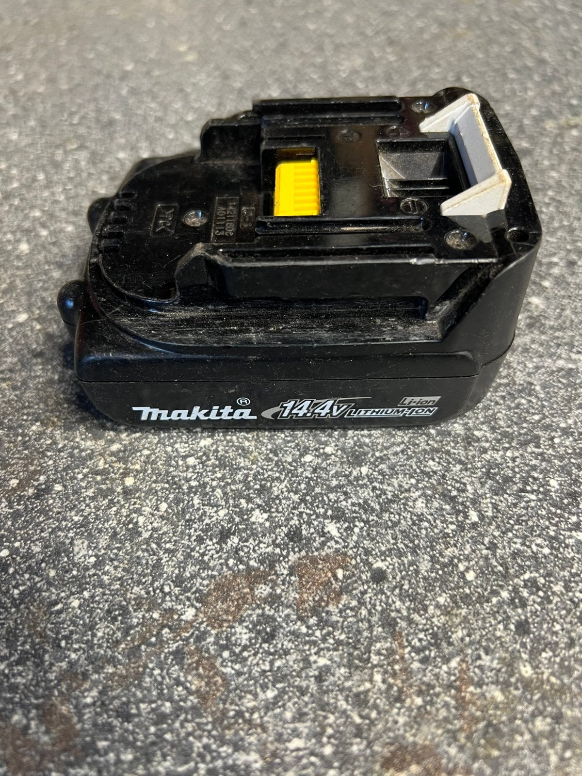Makita accu. 14,4v, Ophalen of Verzenden, Gebruikt