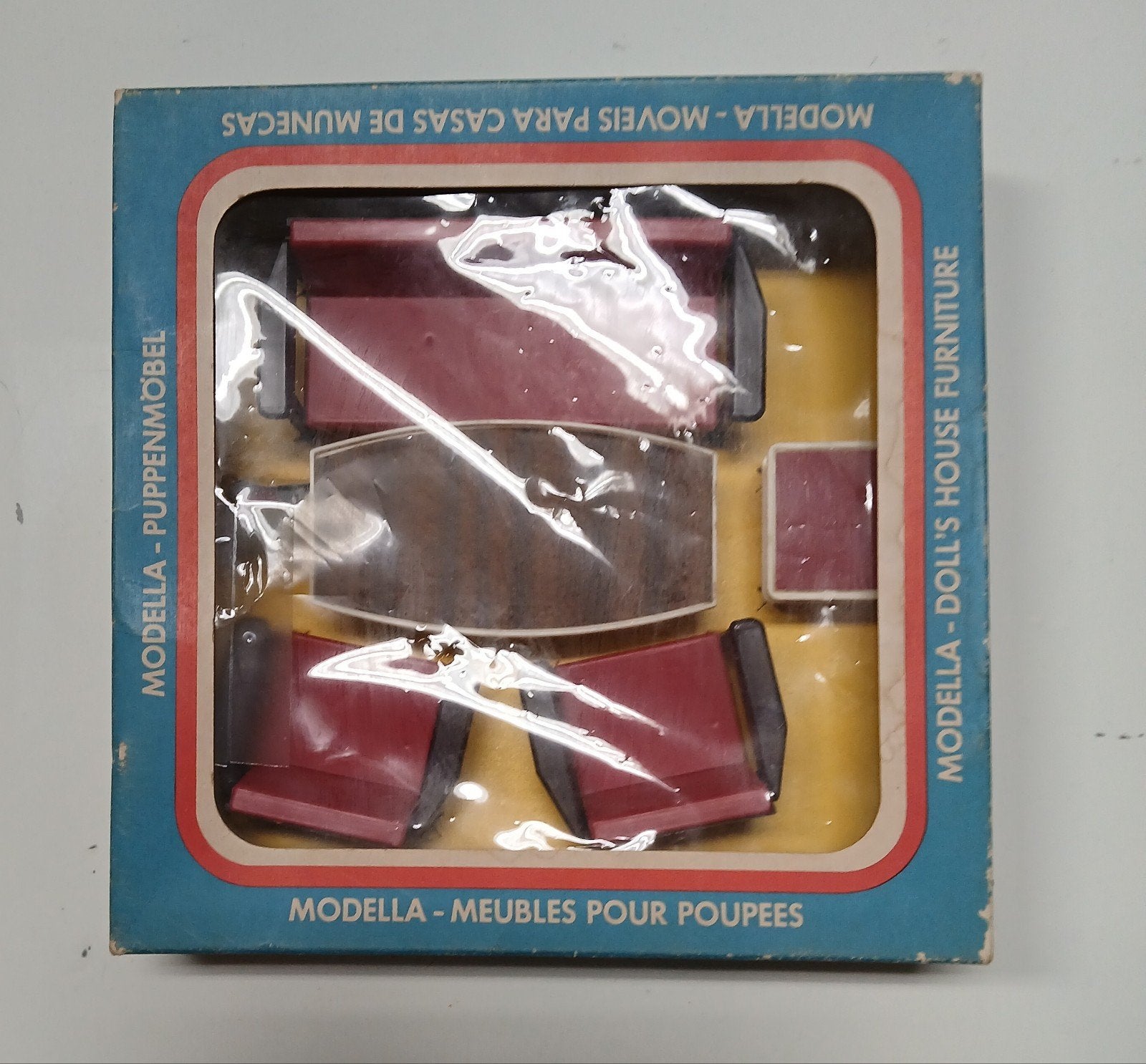 Modella woonkamer set in orig. verpakking, Kijk,Kies,Koop!, Poppenhuis, Manon.1977@live.nl, Ophalen of Verzenden, Vintage Miniaturen