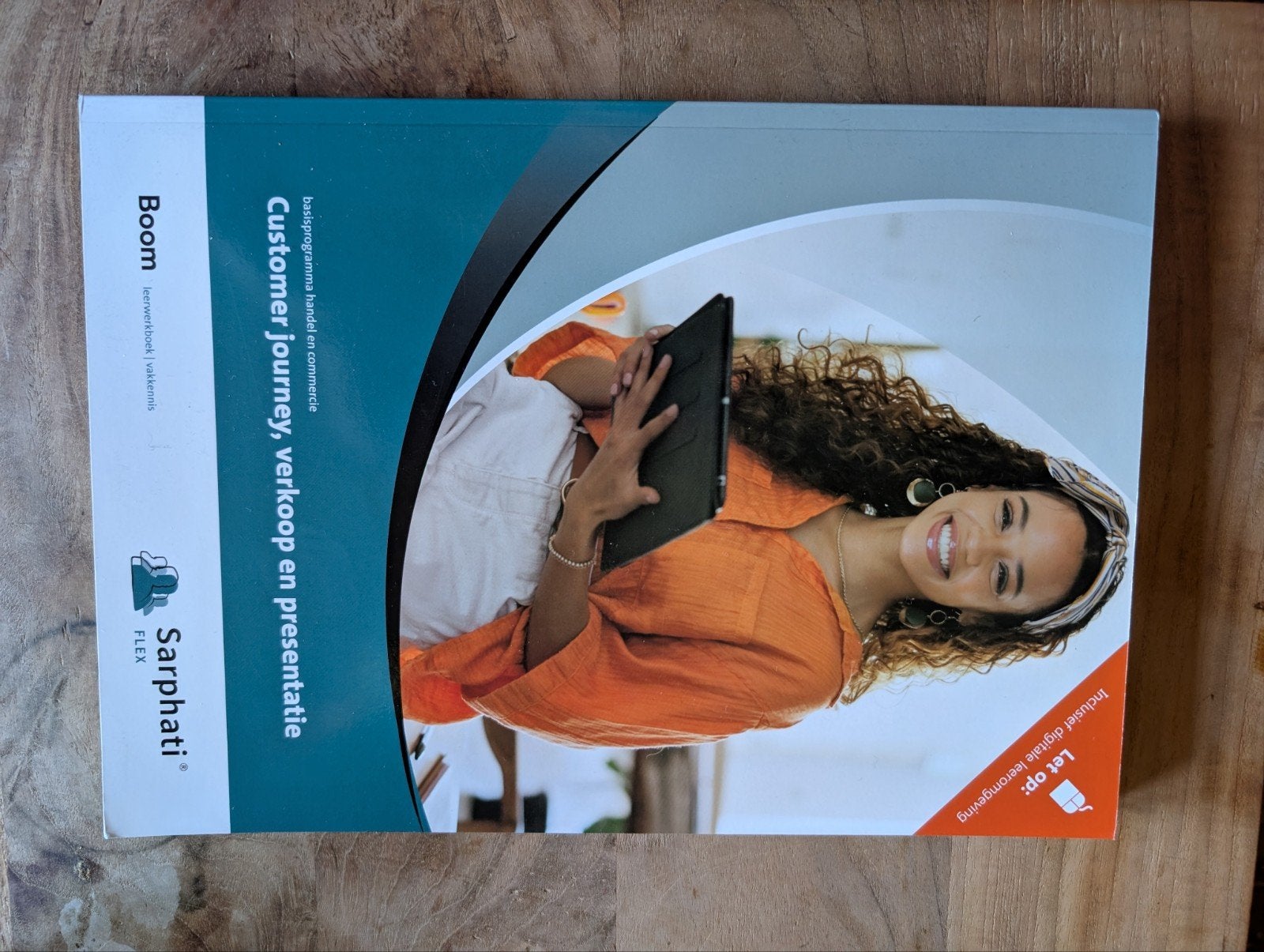 Boom Sarphati Flex: Customer Journey, Verkoop & Presentatie, Boeken, Ophalen of Verzenden, Zo goed als nieuw, MBO, Boom Sarphati Flex