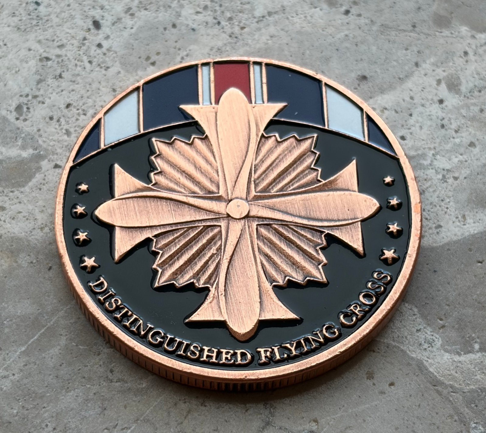 US Air Force distinguished flying cross medaille coin, Ophalen of Verzenden, Marine, Amerika, Lintje, Medaille of Wings