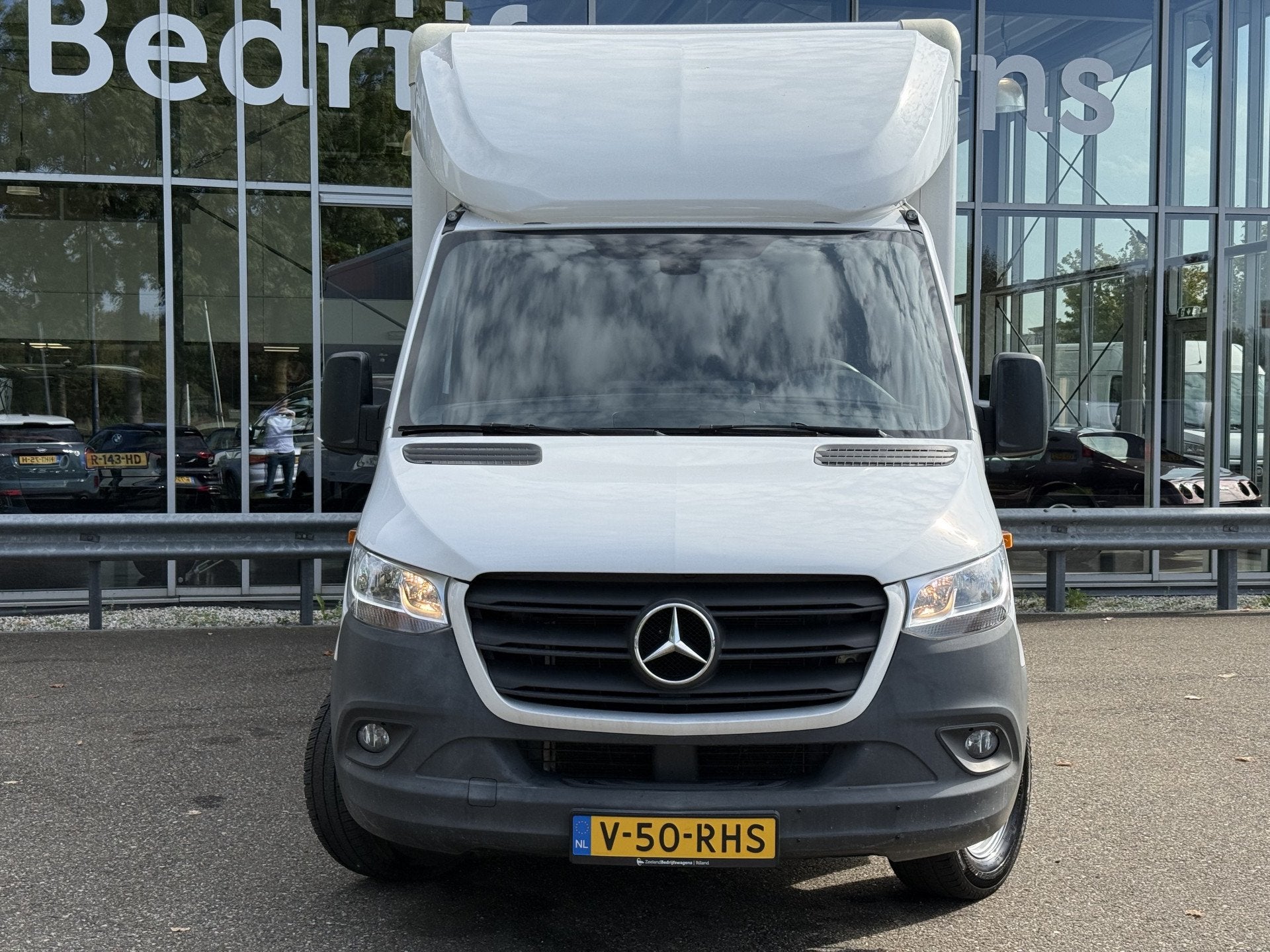 Mercedes-Benz Sprinter 317 1.9 CDI RWD Bakwagen met laadklep, Auto's, Gebruikt, 4 cilinders, Wit, Mercedes-Benz