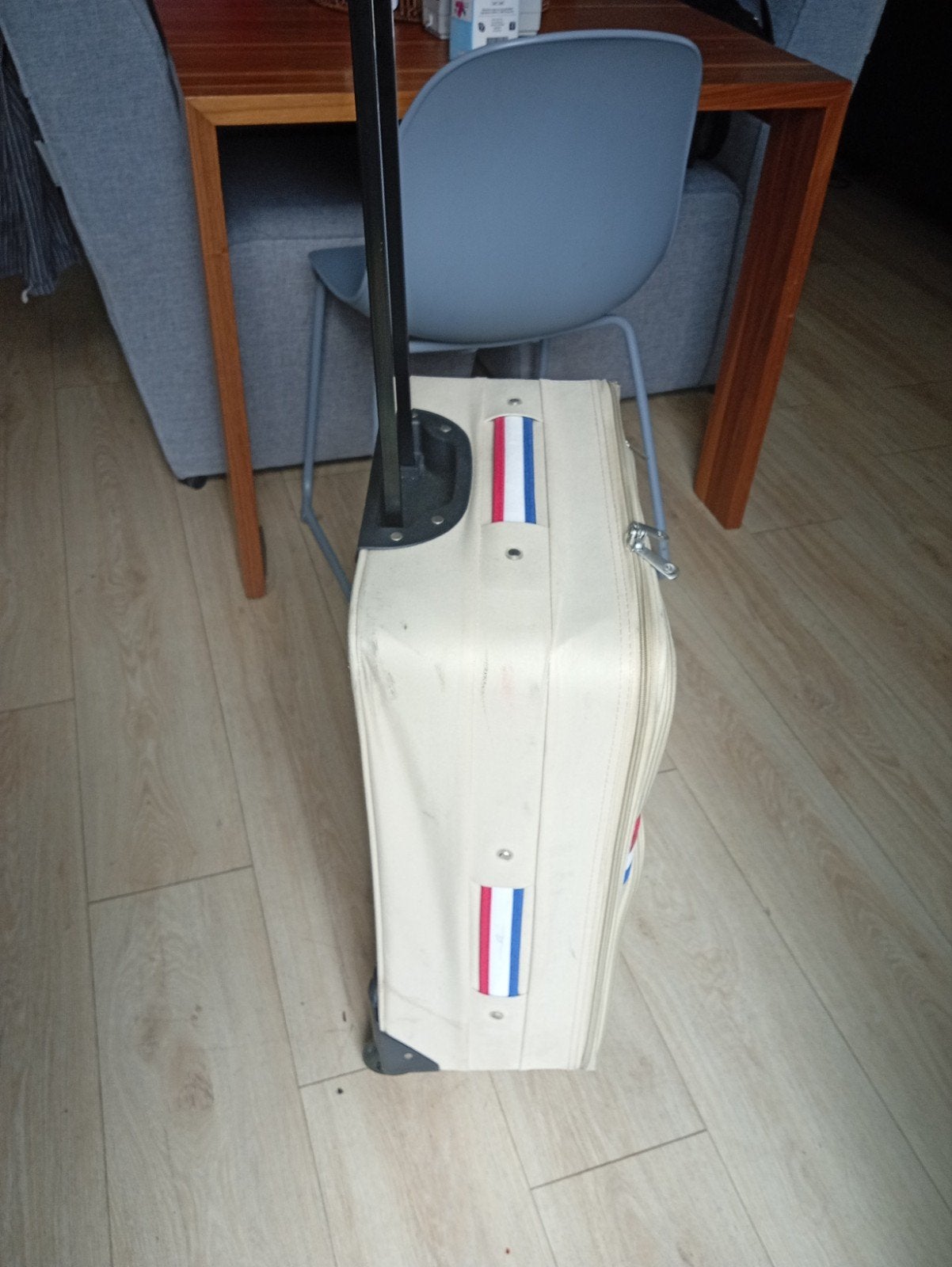 Vintage reiskoffer met wieltjes - 65x30x20 cm, Sieraden, Tassen en Uiterlijk, Koffers, Ophalen of Verzenden, Gebruikt, Wieltjes