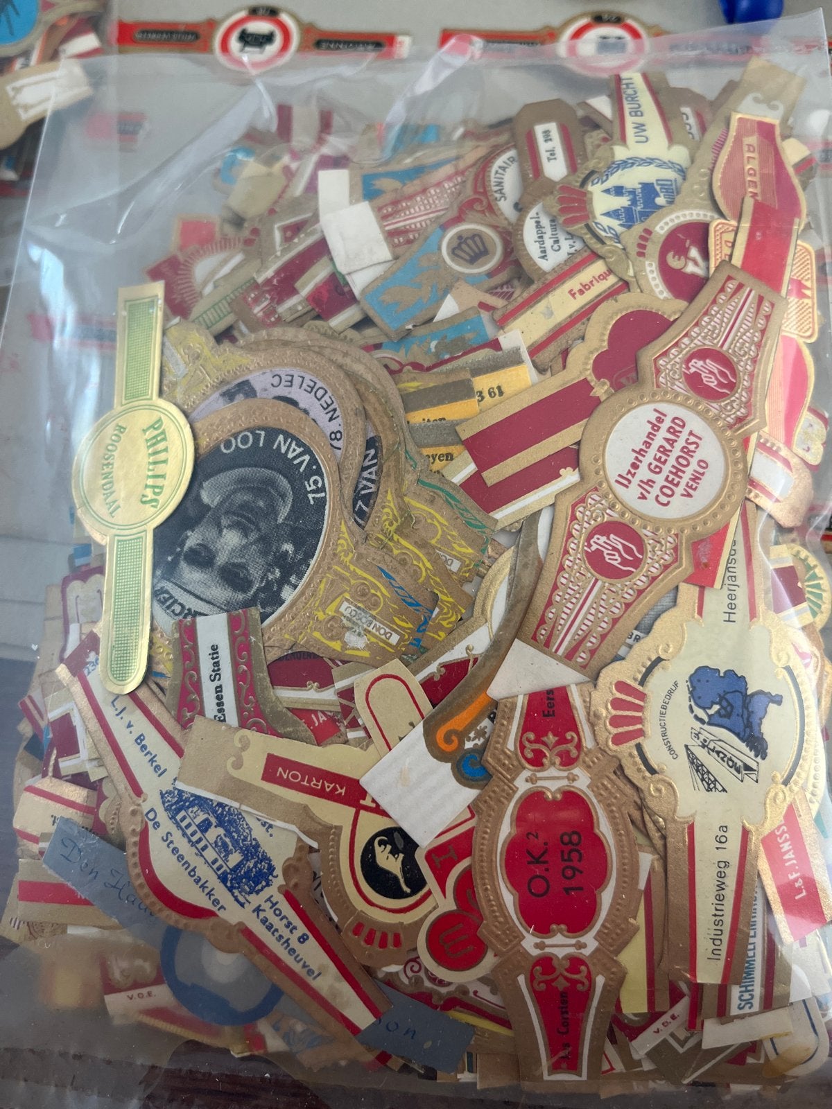 1000 sigarenbandjes (reclamebandjes) in nieuwstaat, Verzamelen, Rookartikelen, Aanstekers en Luciferdoosjes, Ophalen of Verzenden