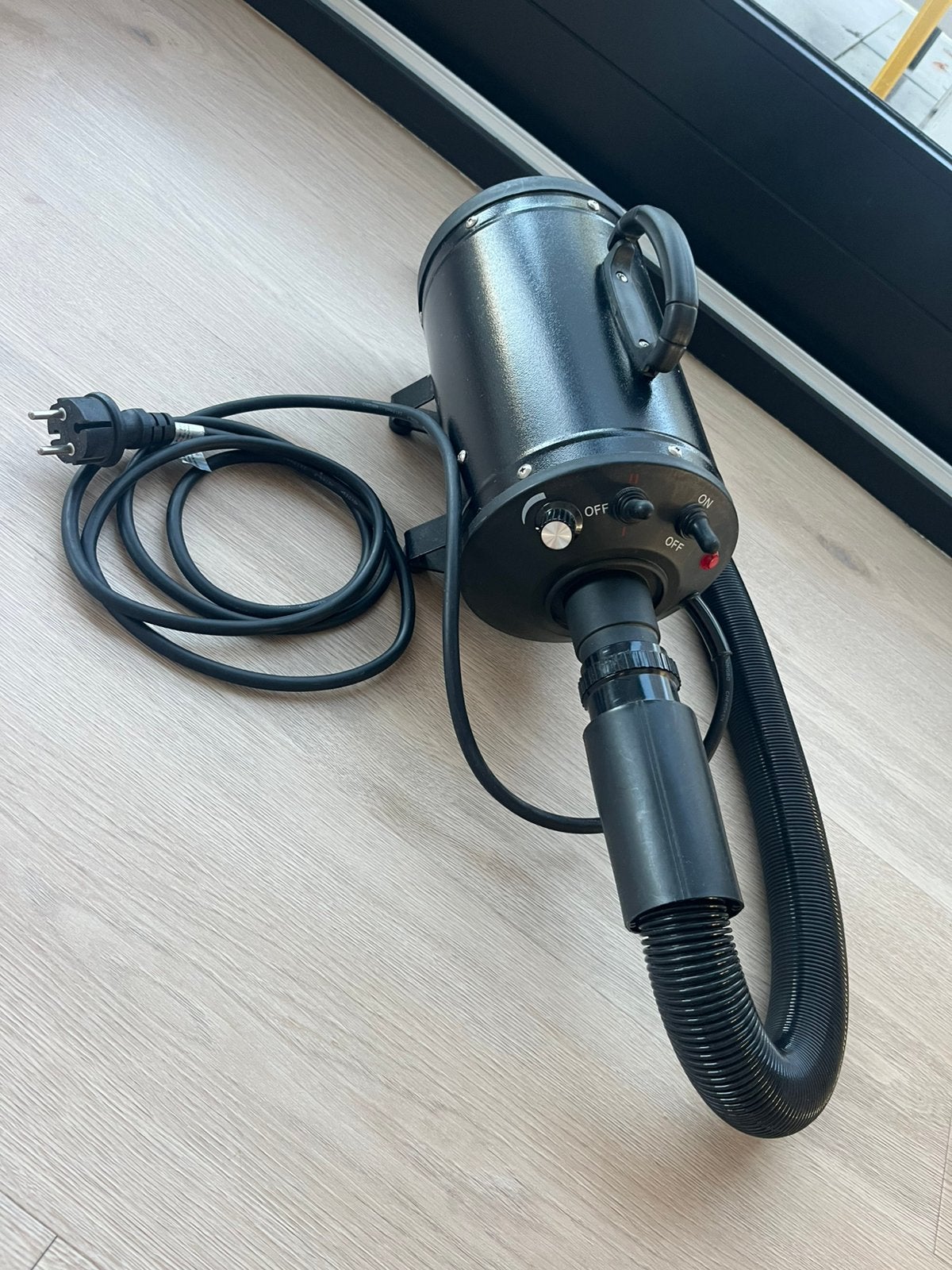TRITRA Waterblazer T-BS-2400 - 2200W Hondenföhn, Ophalen, Gebruikt