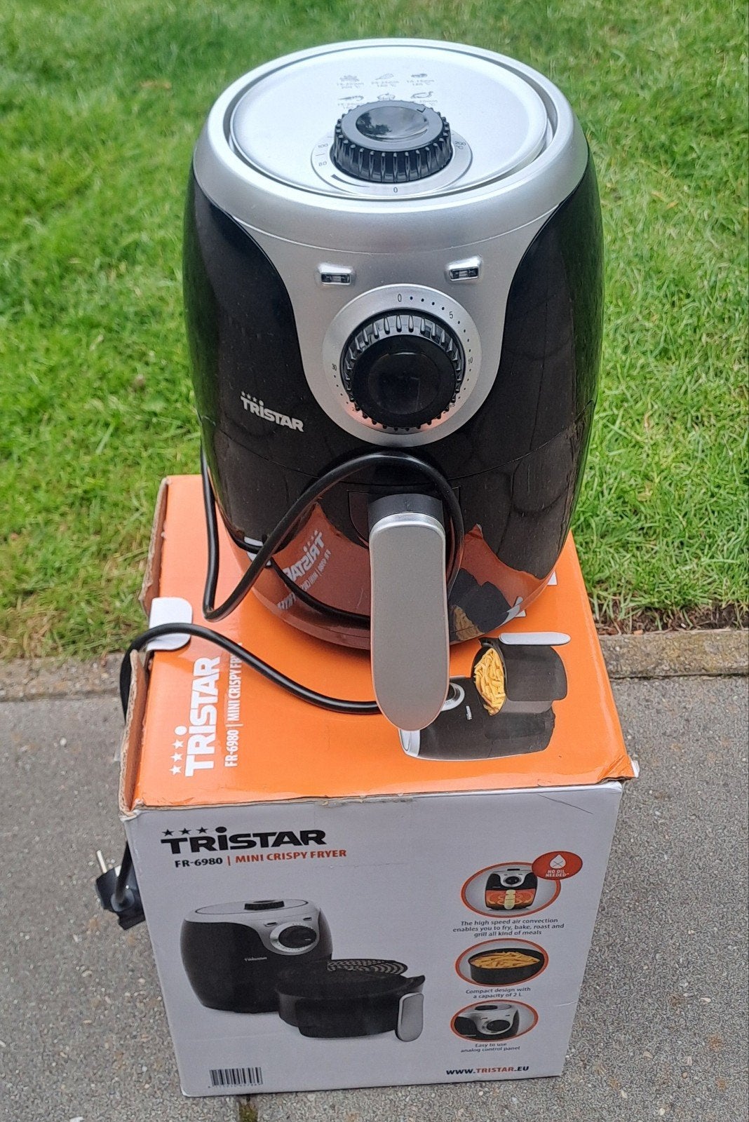 Tristar FR-6980 Crispy mini airfryer 2 liter in nieuwstaat!, Ophalen of Verzenden, Zo goed als nieuw, Airfryer
