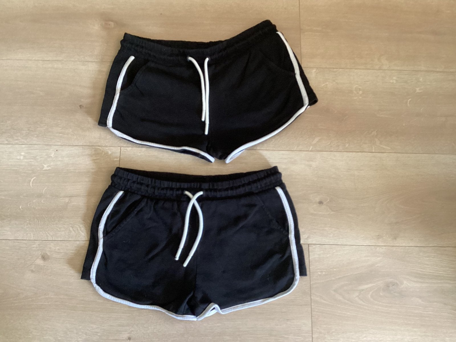 Korte broek jogging zwart maat 158/164 Coolcat, Ophalen of Verzenden, Zo goed als nieuw, Meisje, Sport- of Zwemkleding