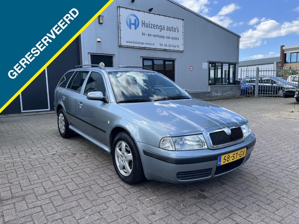 Skoda Octavia Combi 1.6 Démarrage| CLIMA 1.6L (bj 2006), Auto's, Skoda, Gebruikt, Zwart, 4 cilinders, Handgeschakeld