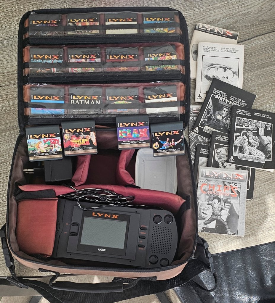 Lynx met tas en 16 games (lees beschrijving), Spelcomputers en Games, Games | Atari, Muziek, 1 speler, Ophalen of Verzenden, Vanaf 3 jaar