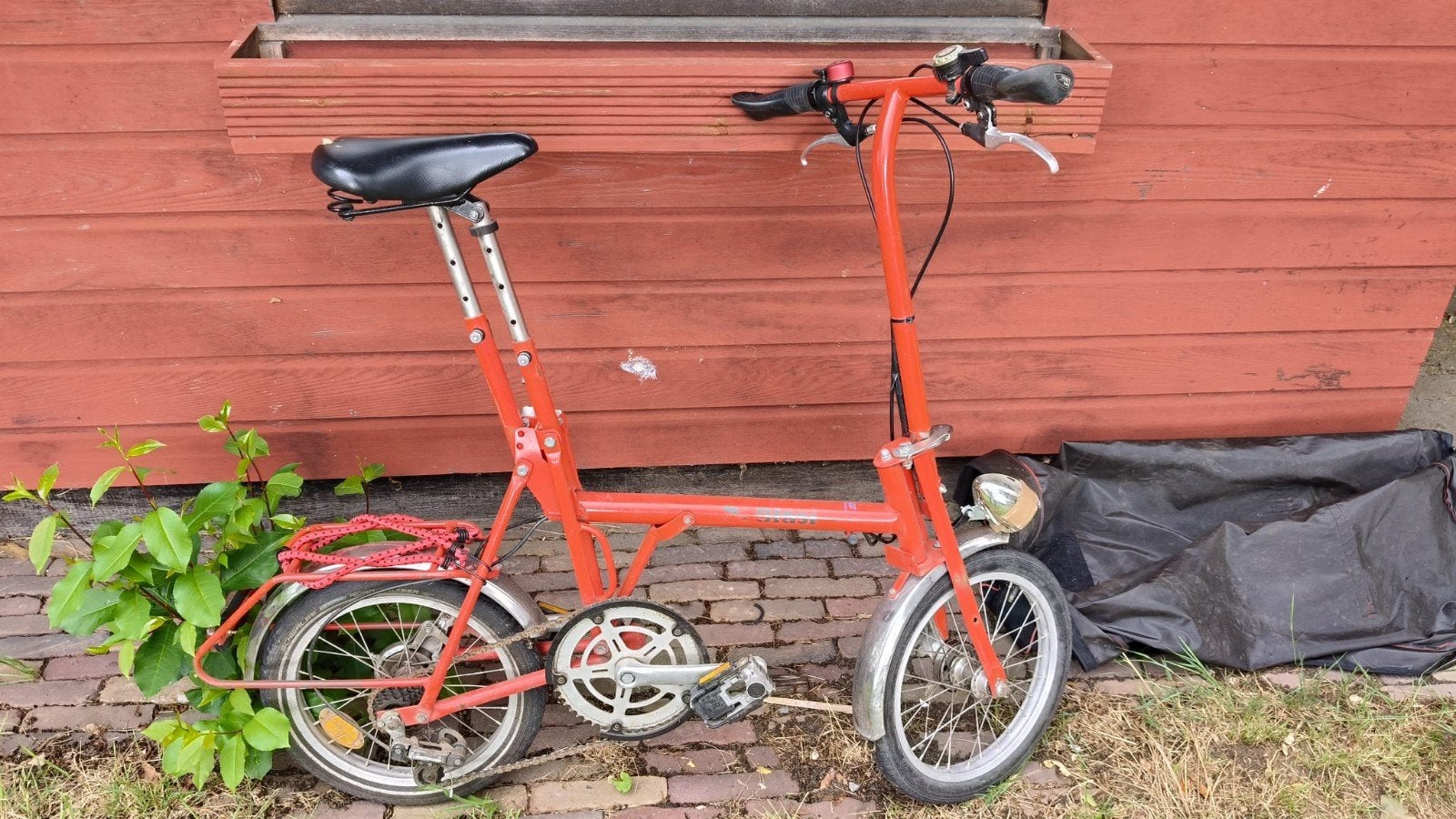 2 x Di Blasi vouwfietsen, rode en zwarte met tas, Ophalen, Rood, 30 cm of meer