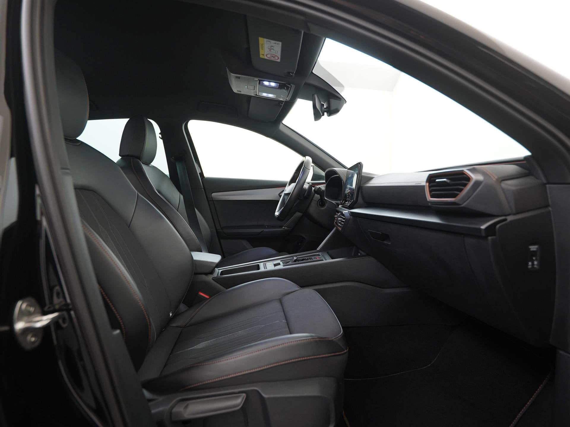 CUPRA Formentor 1.4 e-Hybrid Business | Stuurverwarming | Ad, Auto's, Stof, Gebruikt, 4 cilinders, Zwart