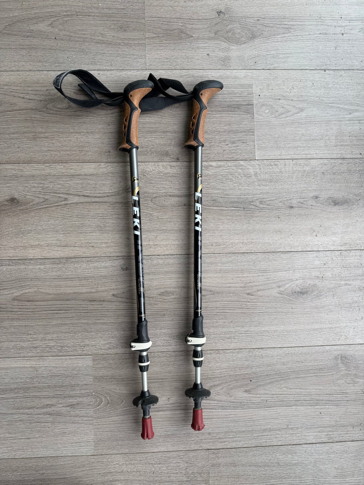 Leki Wandelstokken - Zo goed als nieuw, Sport en Fitness, Ophalen of Verzenden, Zo goed als nieuw, Wandelstok