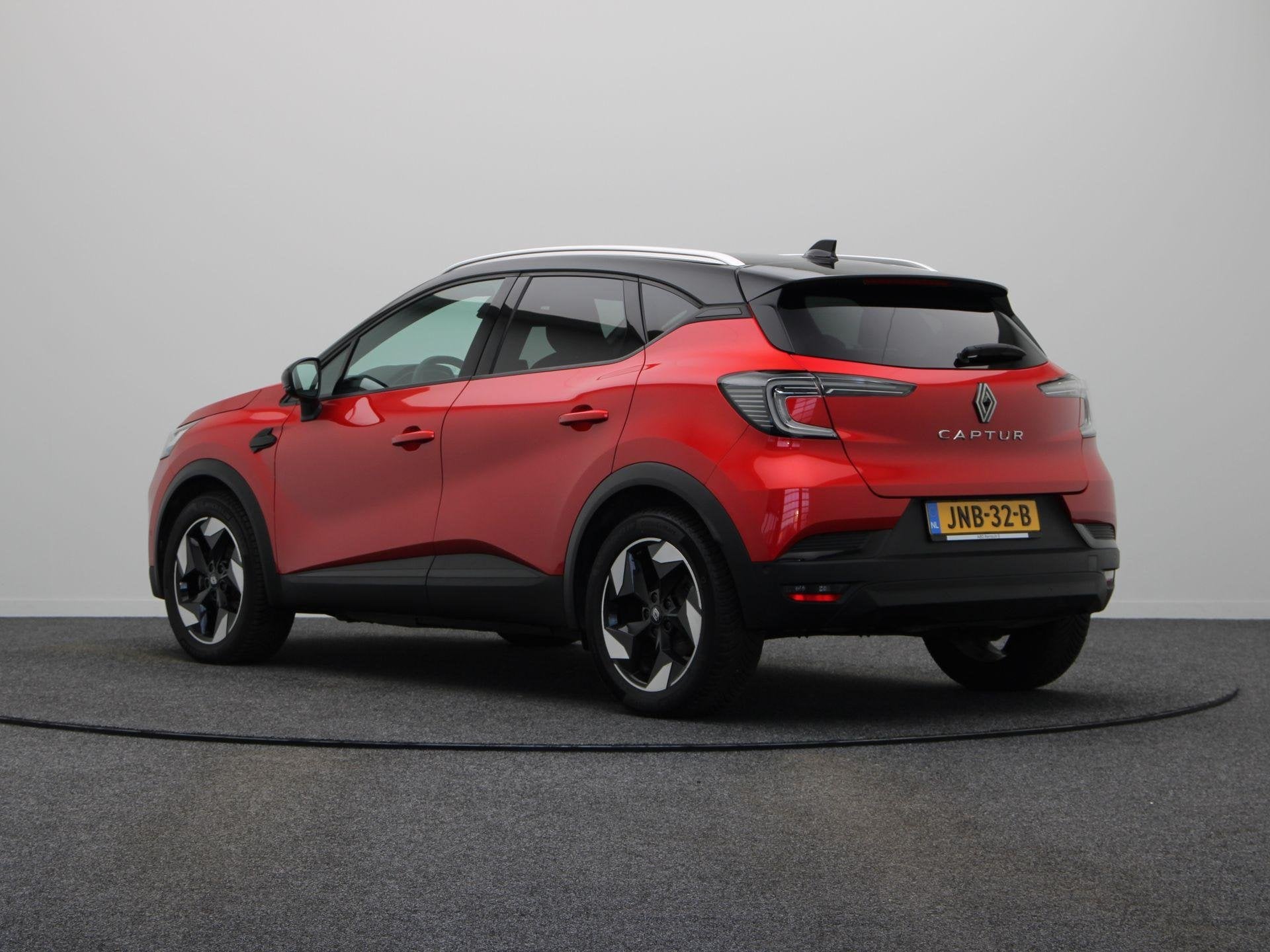 Renault Captur TCe 90pk techno | Harman Kardon | Stoel en st, Voorwielaandrijving, Gebruikt, Euro 6, 3 cilinders