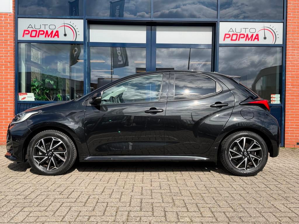 Toyota Yaris 1.5 Hybrid Dynamic Automaat / Cruise / Trekhaak, Auto's, Toyota, Gebruikt, Stoelverwarming, 450 kg, 1490 cc