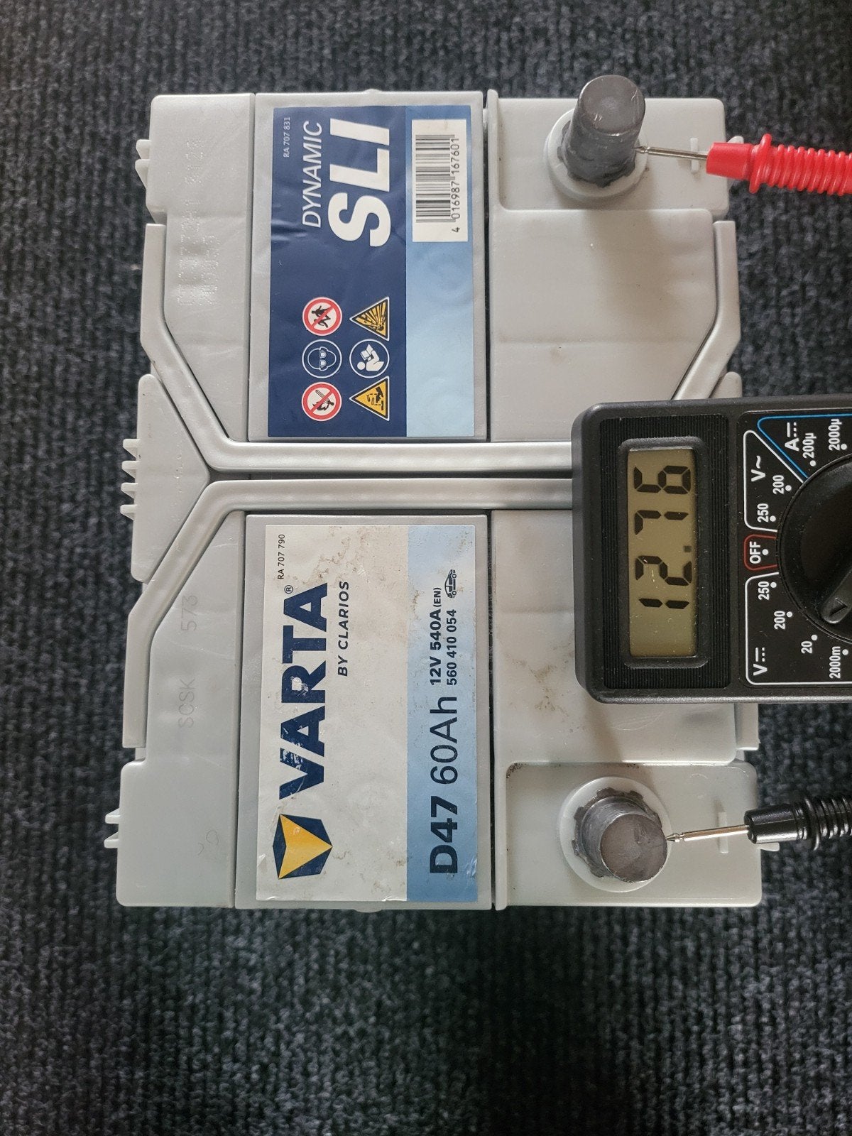 Varta 12V D47 60Ah  Dynamic, Auto-onderdelen, Accu's en Toebehoren, Ophalen of Verzenden, Nieuw