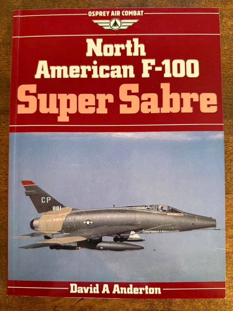 North American F-100 Super Sabre, Ophalen of Verzenden, Zo goed als nieuw, 1945 tot heden, Luchtmacht