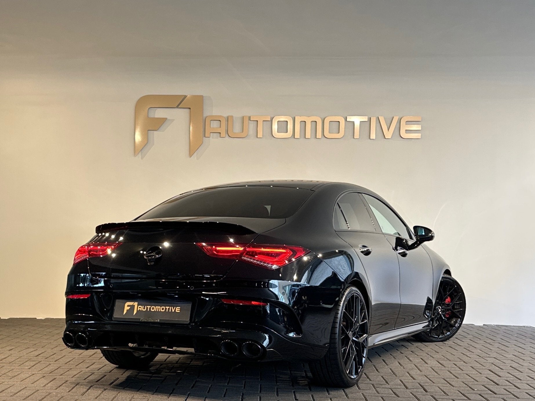 Mercedes-Benz CLA-klasse 220 4MATIC Night|Keyless|Sfeer|Came, Auto's, Automaat, CLA, 1445 kg, Bedrijf
