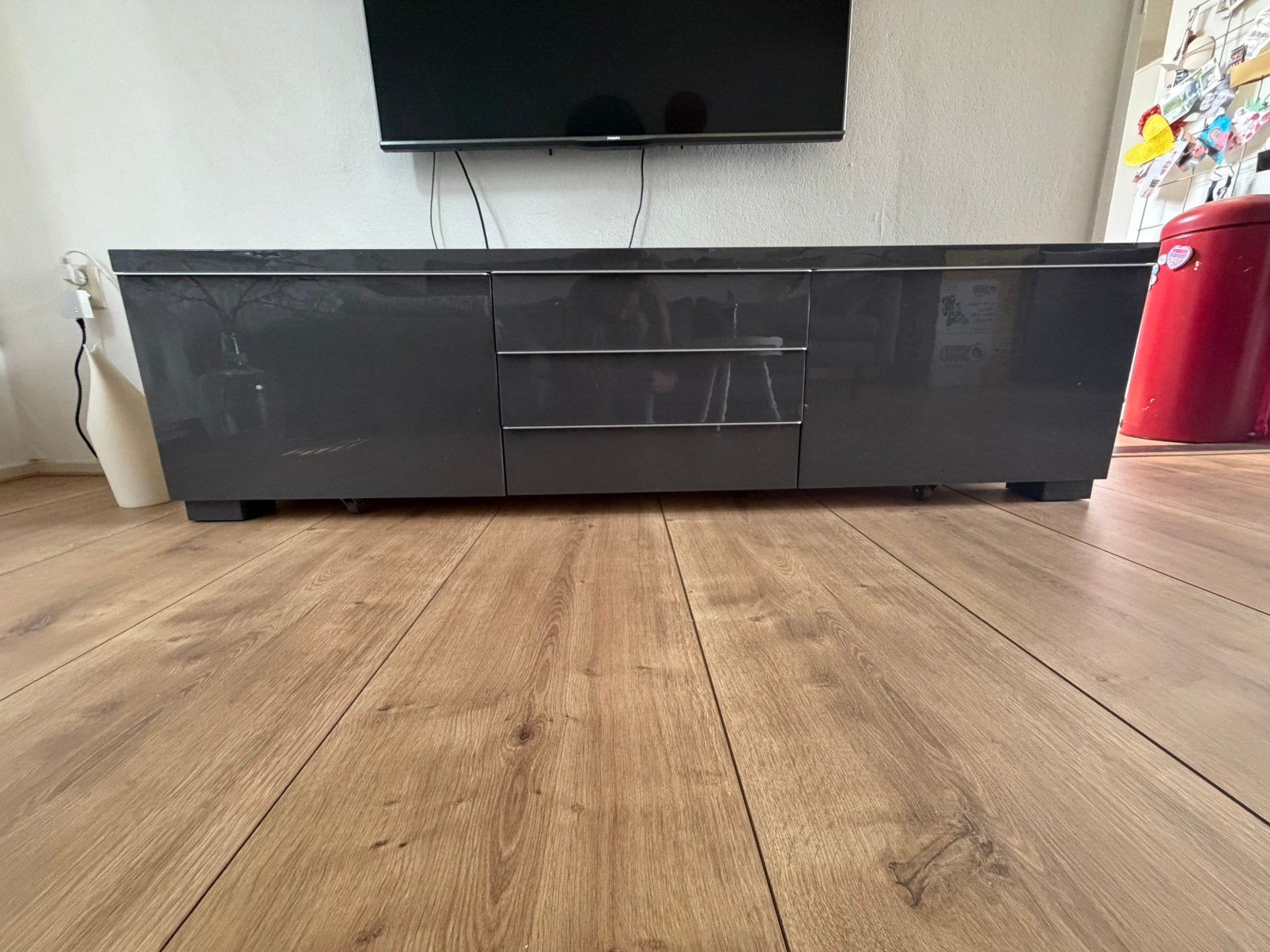 TV meubel IKEA hoogglans grijs, Ophalen, Zo goed als nieuw, 25 tot 50 cm, Minder dan 100 cm