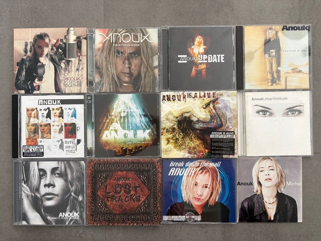 Anouk 12x- Who's,Bitter, Lost, To Get Her,Live,Update& Alone, Ophalen of Verzenden, Zo goed als nieuw, Poprock