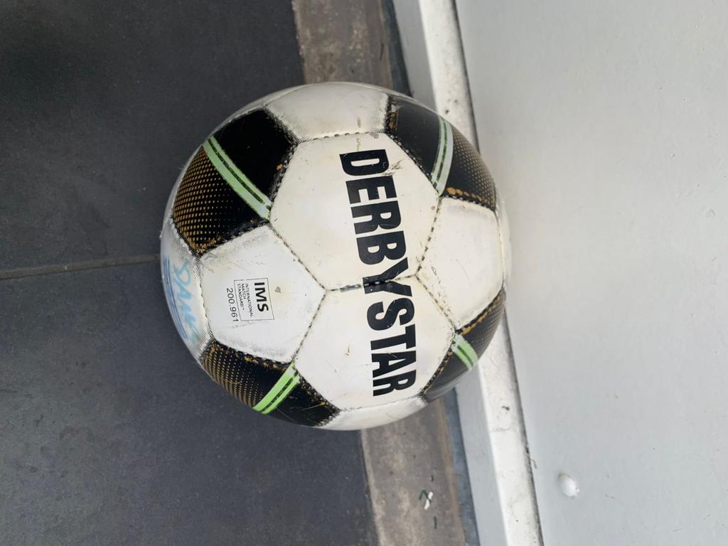 Gouden derbystar bal maat 5, Seizoenskaart, Eén persoon, Oktober