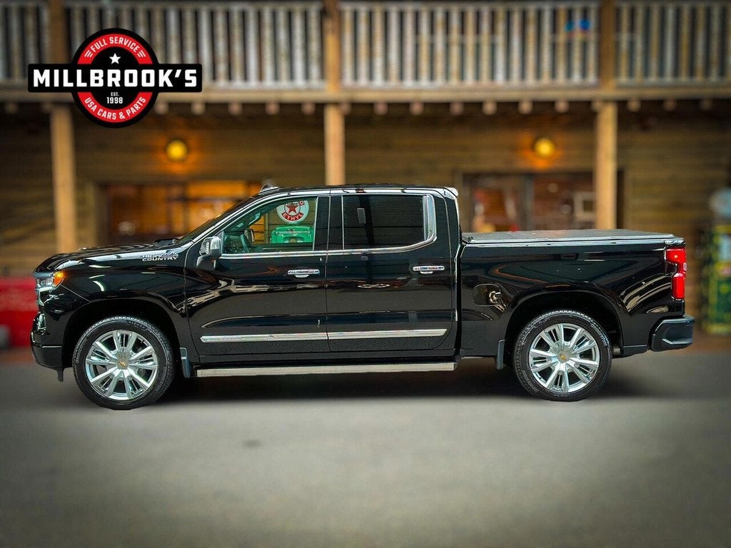 Chevrolet Silverado High Country 6.2 V8 420 PK uit voorraad, Auto's, Chevrolet, Automaat, 8 cilinders, 4 stoelen, Zwart