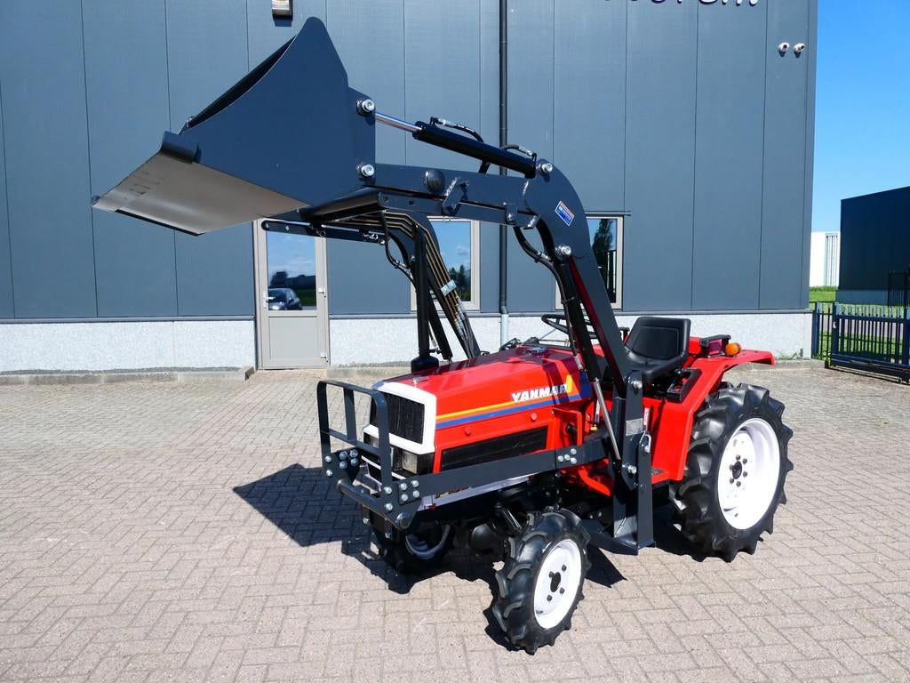 Yanmar F16D 4wd / 1576 Draaiuren / Voorlader, Overige merken, Gebruikt, De Maalstroom 3
8255 RN  Swifterbant, VM Service