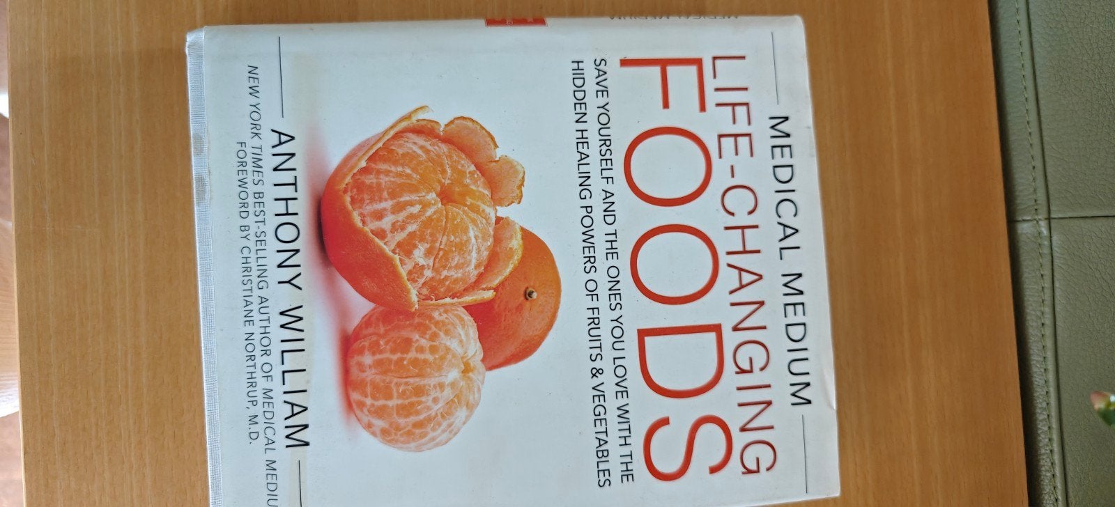Medical Medium Life-Changing Foods - Anthony William, Boeken, Ophalen of Verzenden, Zo goed als nieuw, Dieet en Voeding, Anthony William