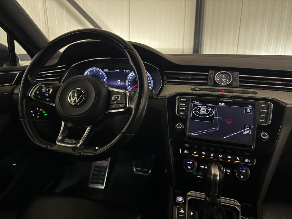 Volkswagen Passat Variant 2.0 BiTDI DSG | 4Motion Highline R, Auto's, Volkswagen, Automaat, Gebruikt, Euro 6, 4 cilinders