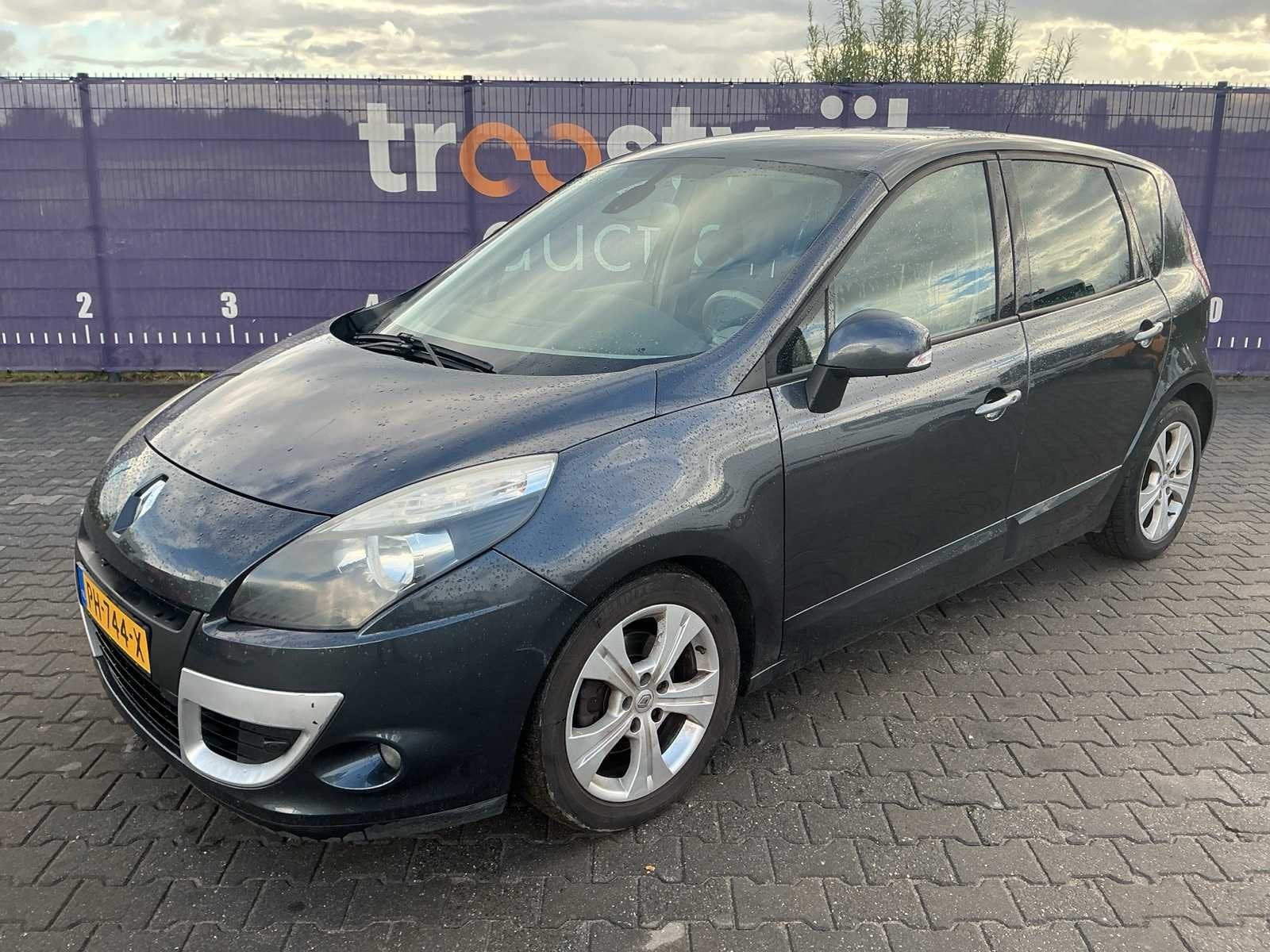 2010 - Renault - Scénic - 1.4 TCE Privilege - Personenauto, Auto's, Voorwielaandrijving, Euro 5, Gebruikt, 1295 kg