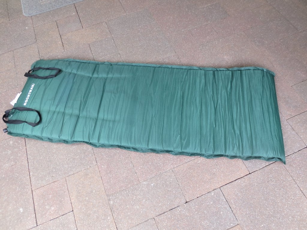 Rocktrail self inflating mattress, Ophalen of Verzenden, Zo goed als nieuw, 1-persoons