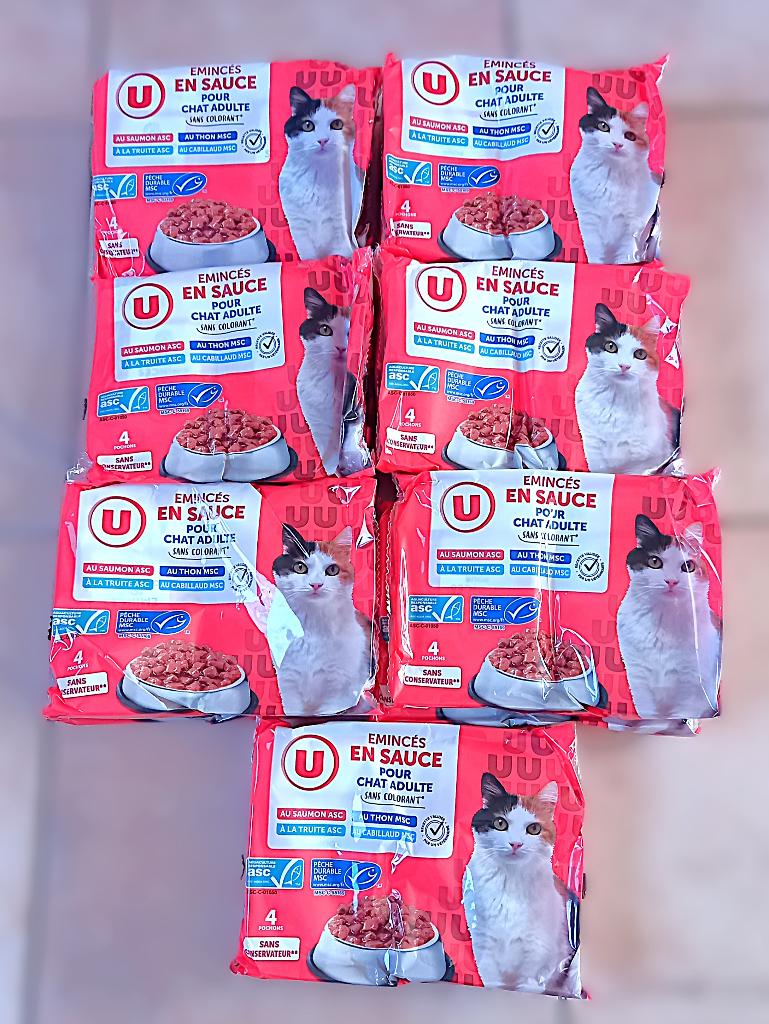 13x4 zakjes (=52) a 100 gram -visreepjes in saus - 4 smaken, Dieren en Toebehoren, Ophalen of Verzenden, Kat