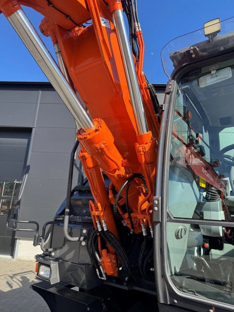 Hitachi ZX140-6 1900 uur ! Rototilt (bj 2021), Graafmachine
