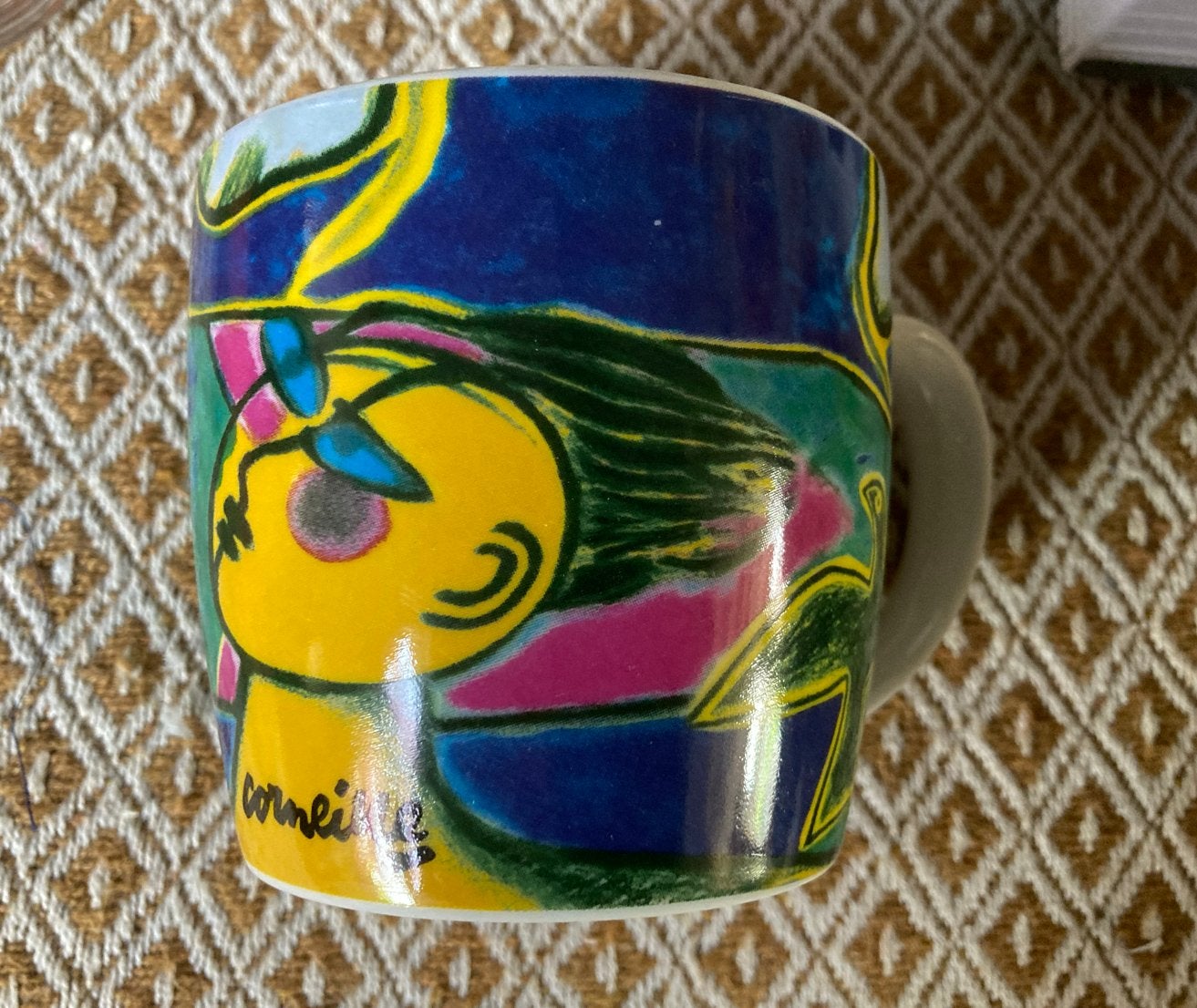 Grote Corneille L'arc en ciel mok - Kleurrijk design, Keramiek, Ophalen of Verzenden, Zo goed als nieuw, Overige stijlen