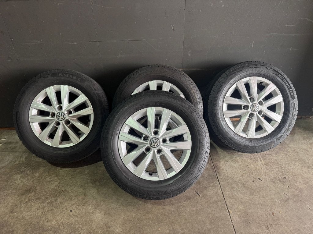 215/65 R16 5X120 VW Transporter T6 Banden en Velgen, Auto-onderdelen, Banden en Velgen, Ophalen, 16 inch, Banden en Velgen, Continental